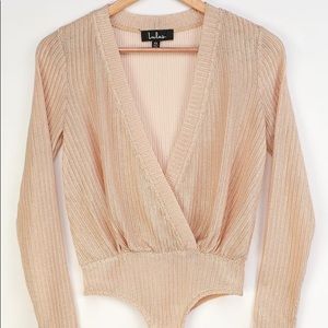 NWT Lulus Gold Metallic Surplice Bodysuit XS